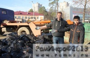 Берега Борисоглебского убрали от мусора