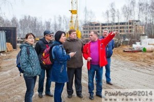 Раменские журналисты побывали на стройке многоквартирных домов в микрорайоне «Зеленая Околица»