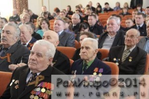 Полицейские поздравили ветеранов