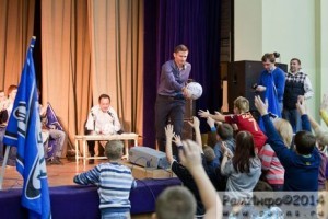 В КДЦ «Сатурн» состоялась встреча футбольного клуба с болельщиками