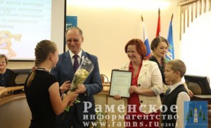Восемь семей района получили сертификаты на жилье