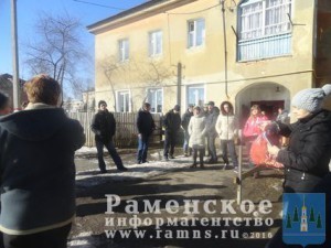 Представители Гжельской администрации встретились с жителями по вопросу благоустройства