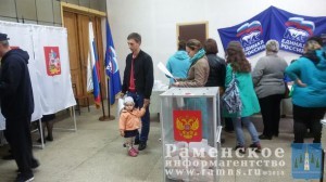 Жители с.п.Новохаритоновское участвуют в предварительном голосовании целыми семьями