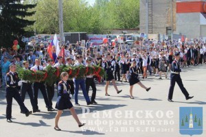 Праздник Великой Победы проходит сегодня в п.Электроизолятор Раменского района