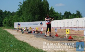 Соревнования по биатлону прошли в Раменском районе в воскресенье