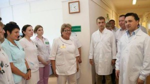 Андрей Воробьев поздравил медработников с профессиональным праздником