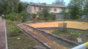 Работы по устройству детских площадок ведутся в с.Новое и Усадьбе СПЕЦ СМУ