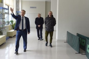 Евгений Плющенко приехал на раменский лед