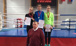Анастасия Дубина из Раменского района вымграла бег на 2000 м на первенстве МО по легкой атлетике