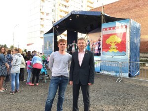 Владимир Жук принял участие в праздничных мероприятиях, посвящённых дню рождения с.п. Островецкое Раменского района