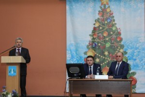 Глава района провел оперативное совещание администрации в понедельник