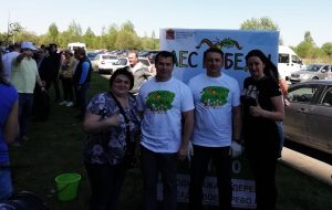 Представители Раменского отделения «Единой России» высадили деревья в Раменском