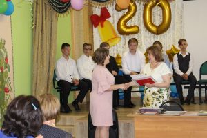 Выпускникам Кузяевской ООШ вручили аттестаты