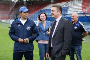 Глава Раменского района встретился с футбольной командой «Сатурн»