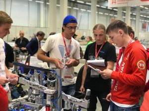 Студенты Раменского колледжа заняли первое место в финале VI Национального чемпионата «Молодые профессионалы» в компетенции «Мехатроника»