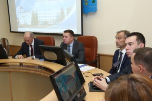 вопрос ликвидации последствий возгорания бытового мусора вблизи д.Сафоново обсудили на оперативном совещании в администрации