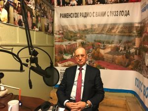 Председатель районного Совета депутатов Владимир Демин стал гостем прямого эфира