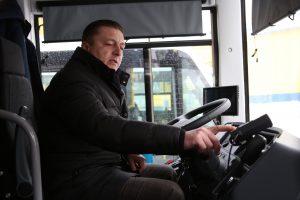 Аудиопоздравление Главы Раменского района Андрея Кулакова с 8 марта прозвучит для пассажирок автобусов «Мострансавто»
