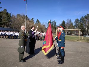 Торжественный ритуал вручения знамени военно-патриотическому клубу «Звезда» состоялся 17 апреля в Кратовской школе №28