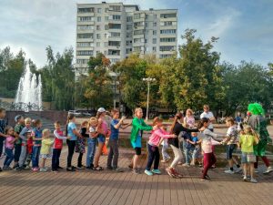 «Активный четверг» провели на площади Молодежи в четверг