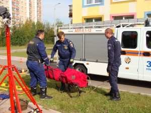 Показательные выступления для воспитанников детского сада №22 на ул.Крымской в Раменском провели в пятницу 27 сентября сотрудники пожарно-спасательной службы
