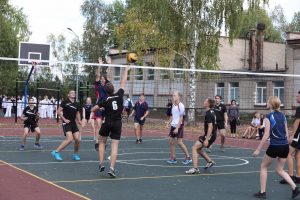 В Юровской школе открылся спортивный городок