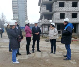 Рабочая встреча Главгосстройнадзора с застройщиками прошла в Островцах
