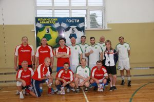 10 декабря в детской спортивной школе «Авангард» в рамках программы “Активное долголетие” состоялся товарищеский футбольный матч