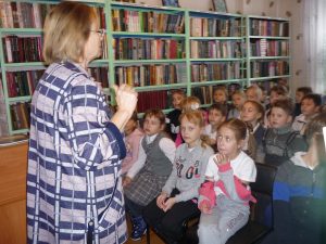 «Первый раз в библиотеке» Так называлась встреча, которую подготовили сотрудники библиотеки п.Дубовая Роща для ребят