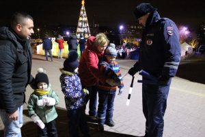 Акцию «Засветись» провели сотрудники ГИБДД в Раменском