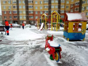 В Раменском ежедневно проводят работы по уборке территорий