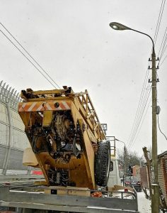 Продолжается ремонт сетей уличного освещения