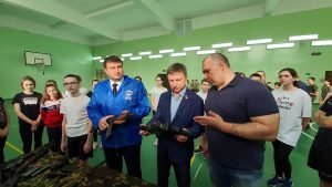 Владимир Жук участвовал в военно-патриотическом уроке для школьников Раменского
