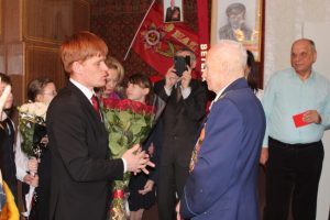 Алексею Петровичу Ляпину — Человеку – легенде Островецкого поселения, да и всего Раменского округа, Ветерану ВОВ, подполковнику в отставке исполнилось 98 лет!