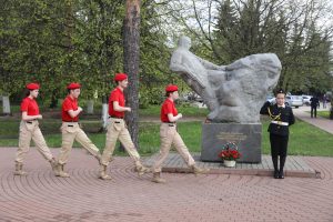 8 мая в нашем городе вспоминают воинов-десантников Великой Отечественной войны