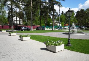 В поселке Ильинский Раменского г.о. продолжаются работы по благоустройству