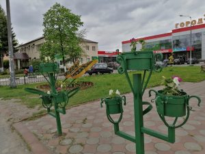На территории МКУ ТУ «Новохаритоновское»  продолжаются весенние благоустроительные мероприятия