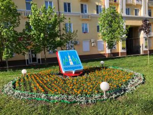 Сотрудники МБУ «Содержание и благоустройство» приступили к оформлению города Раменское живыми цветами