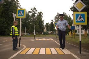 Безопасность на дороге – пешеходный переход