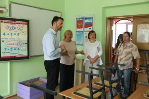 Виктор Неволин посетил Зюзинскую школу