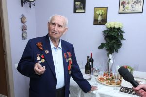 14 сентября поздравления со столетием принимал Семён Митрофанович Соломатин, житель поселка Ильинский
