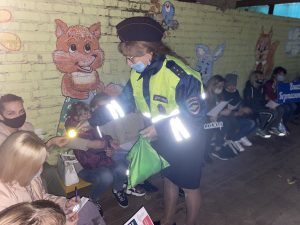 Мероприятия по профилактике дорожной безопасности в темное время суток проводят в Подмосковье