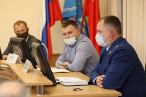 Состоялась встреча для координации действий ведомств для устранения незаконного карьера возле деревни Софьино