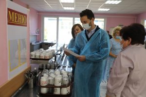 Глава округа Виктор Неволин с рабочим визитом посетил Чулковскую школу №20