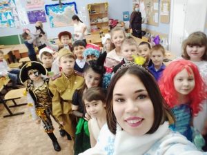 В последние дни уходящего года во всех школах округа прошли новогодние елки