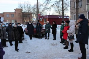 Нина Ширенина провела встречу с жителями поселка Электроизолятор