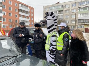 Госавтоинспекция совместно с юными инспекторами г.о. Бронницы провели социальный раунд «Стоп – гаджет!»