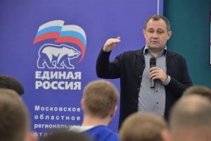 Пандемия, поддержка граждан и предстоящие выборы. О чем Брынцалов говорил с подмосковными волонтерами