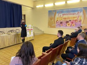 Сотрудникам МКУ «Рамавтодор» напомнили о правилах перевозки детей