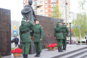 Жители Островецкой территории почтили память героев Великой Отечественной войны